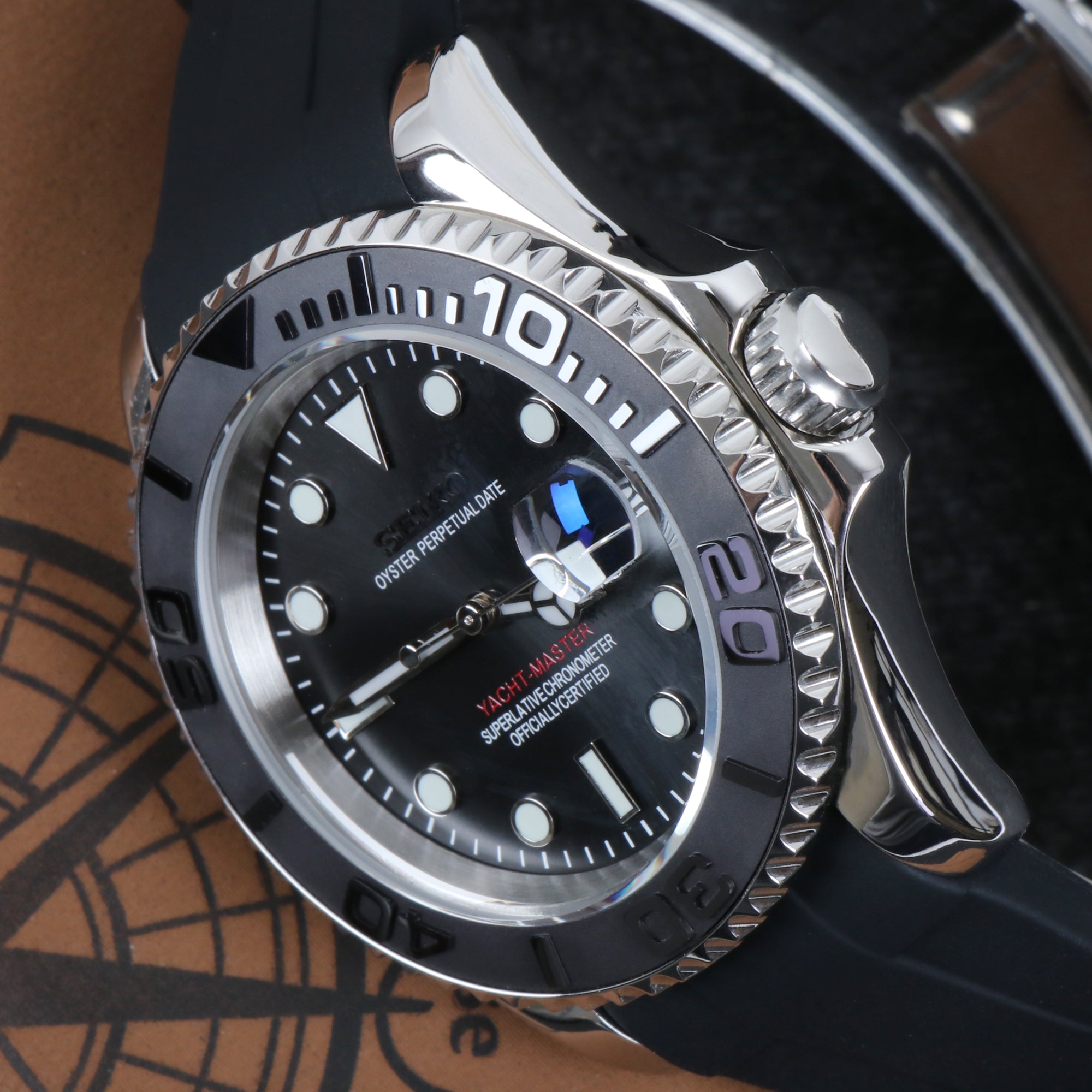 Custom Full Black Yacht Automatic Mod Watch