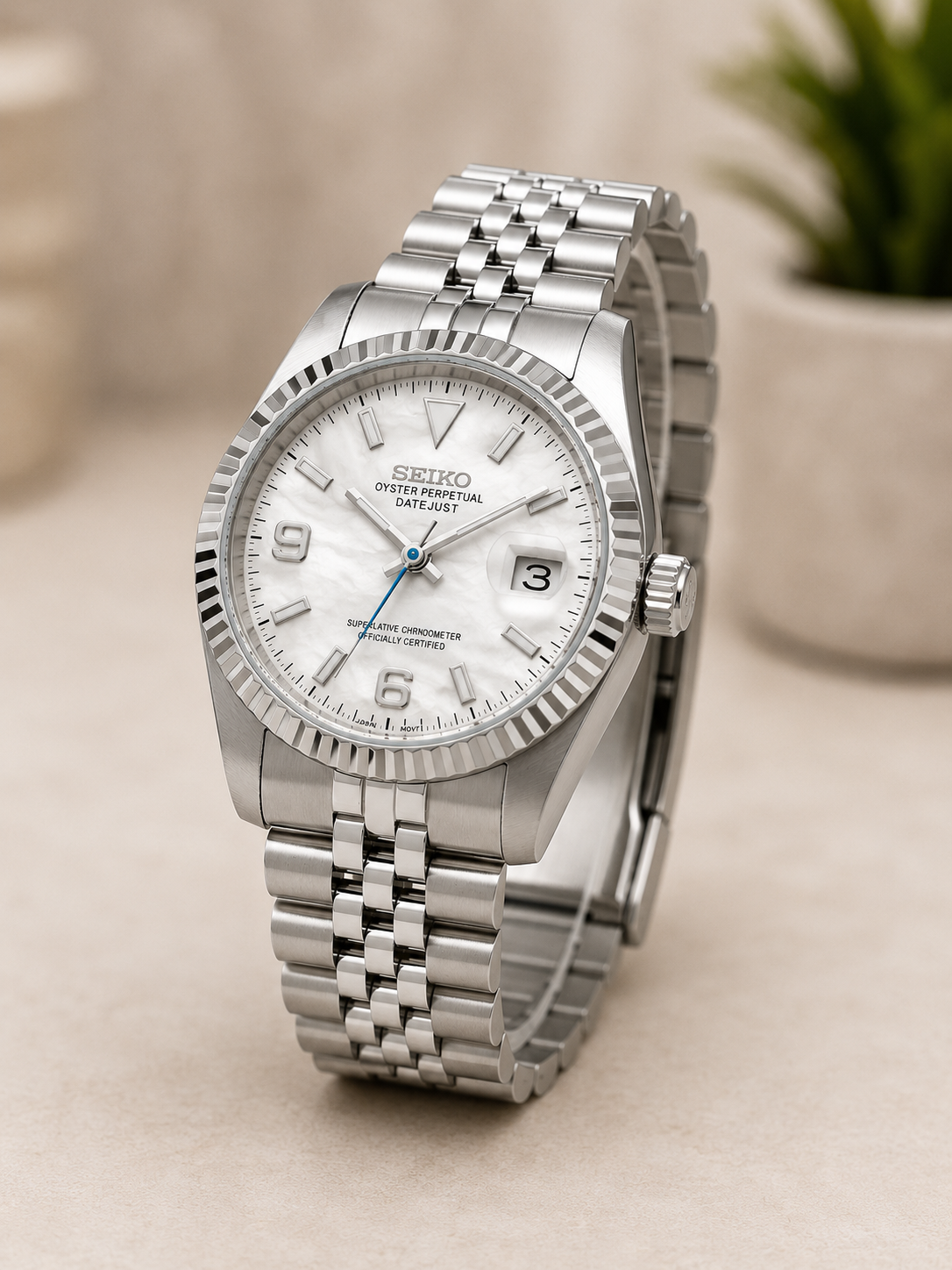 Custom Seiko Classic White Pearl Speed Mod Watch